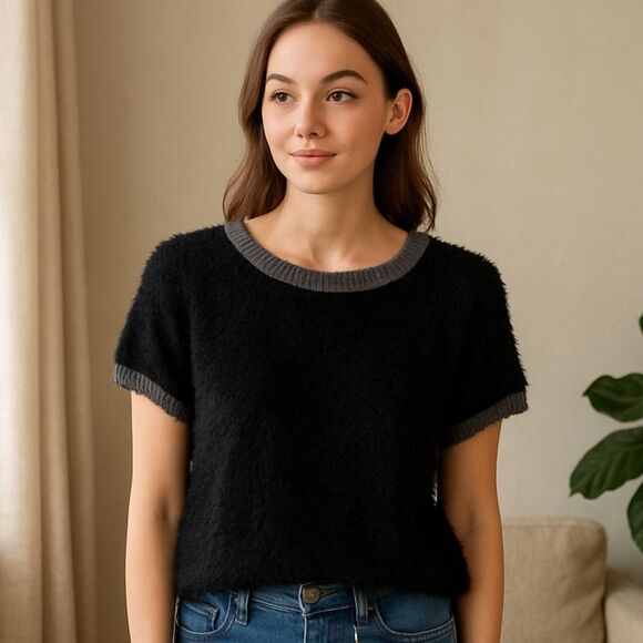Natural Life Black Fuzzy Knit Short Sleeve Sweater Top Gray Trim Size Large - Picture 1 of 5